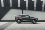 Volvo XC40 D3 Inscription 2018 года (UK)